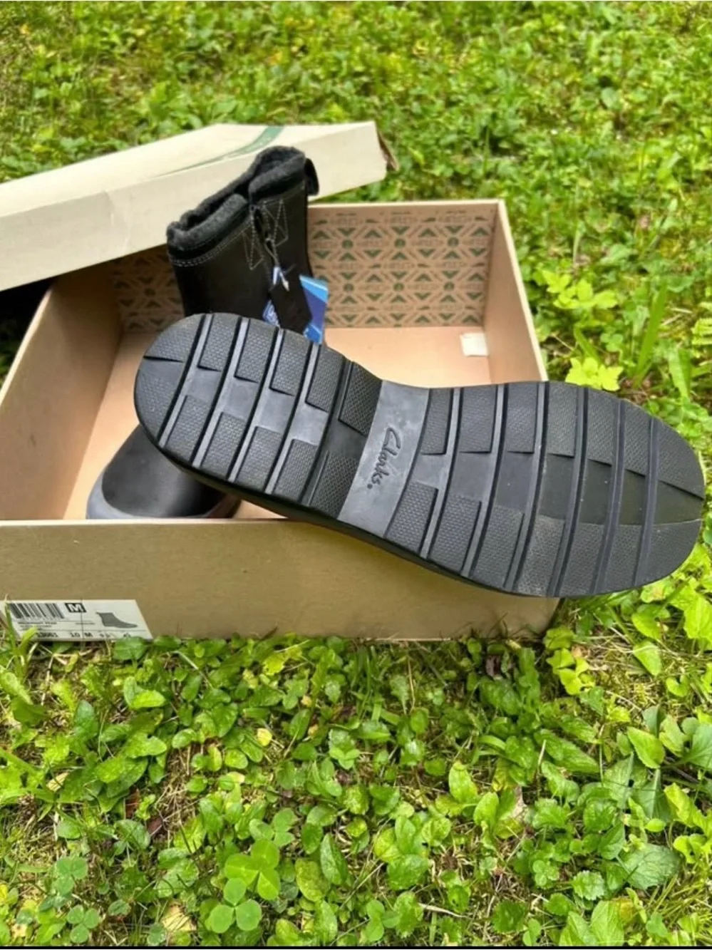 Clarks classic black